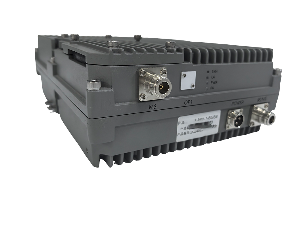  中牟三频手机信号接收器2000㎡