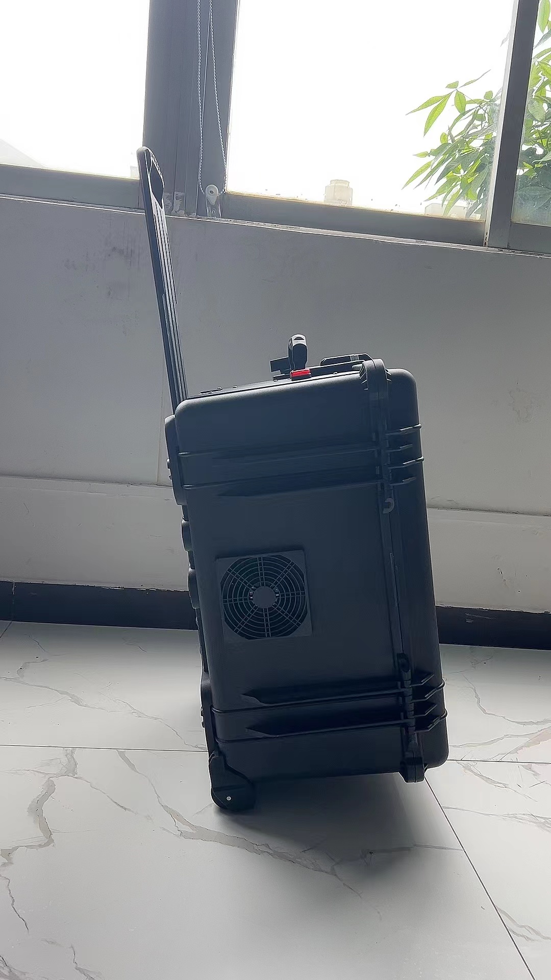 中牟手拉箱型移动通信干扰器